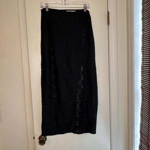 Kimchi Blue Black Lace Maxi Skirt Women's Medium Bohemian Festival Slit - Picture 1 of 6